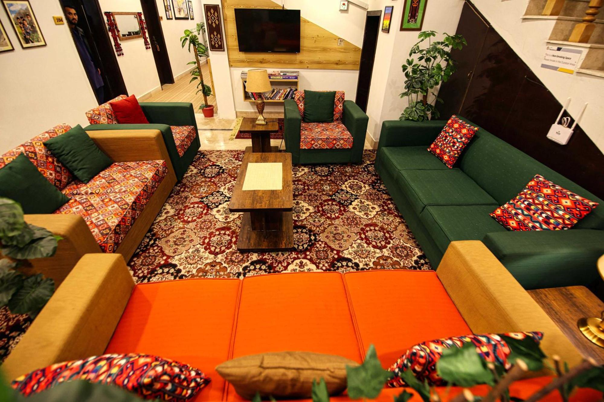 Hotel Oak Residency Gilgit Exterior foto