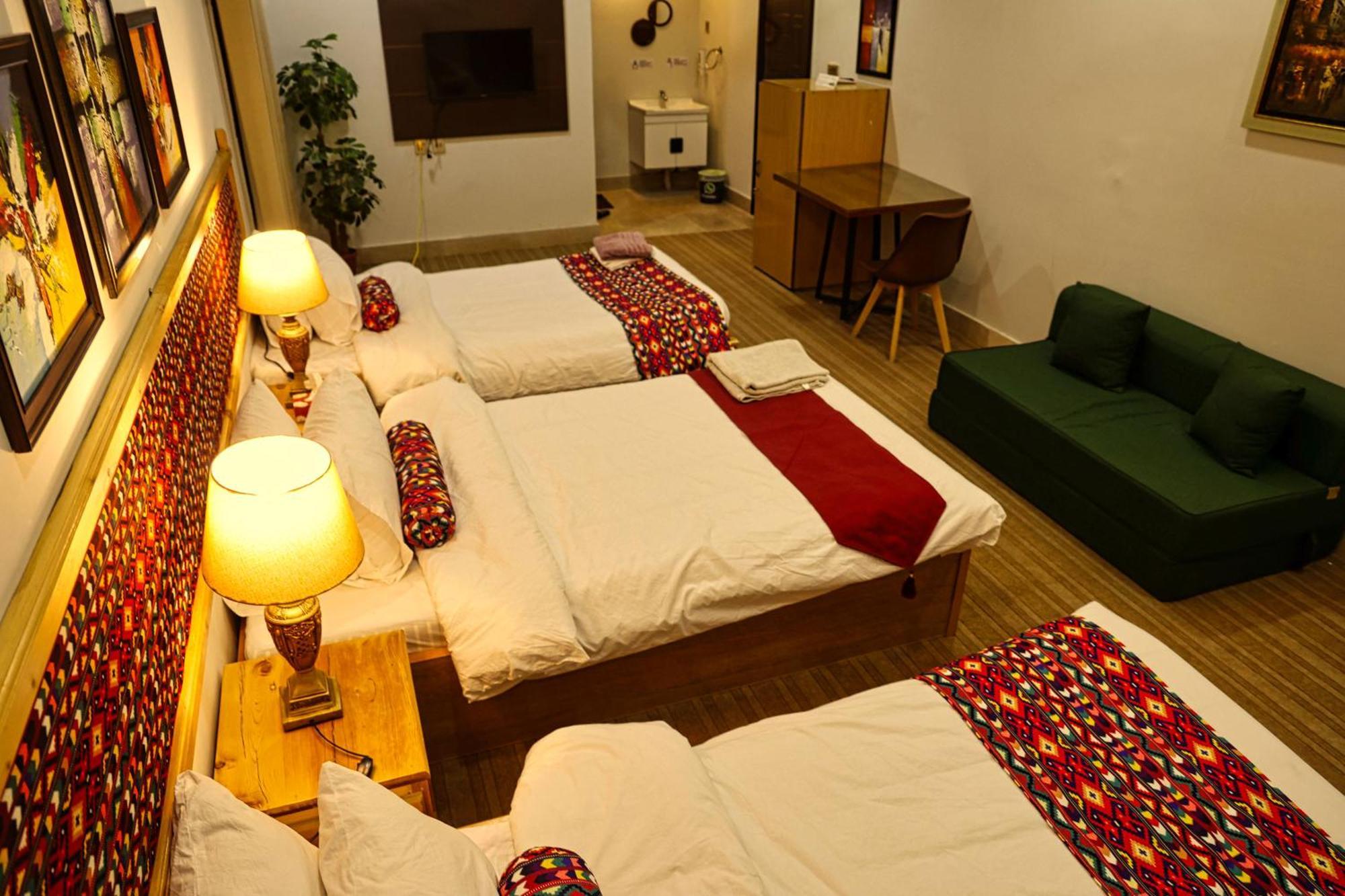 Hotel Oak Residency Gilgit Exterior foto